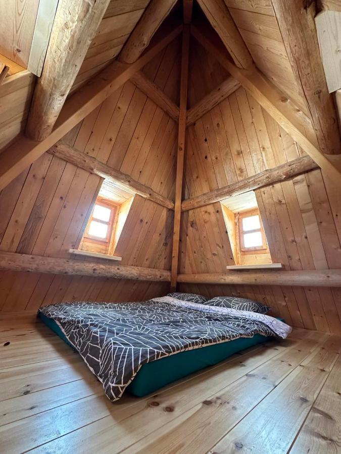 Nadgora Skyhouse