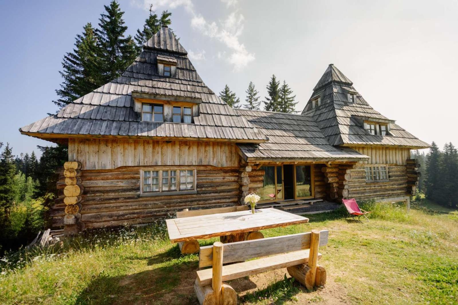 Nadgora Skyhouse *