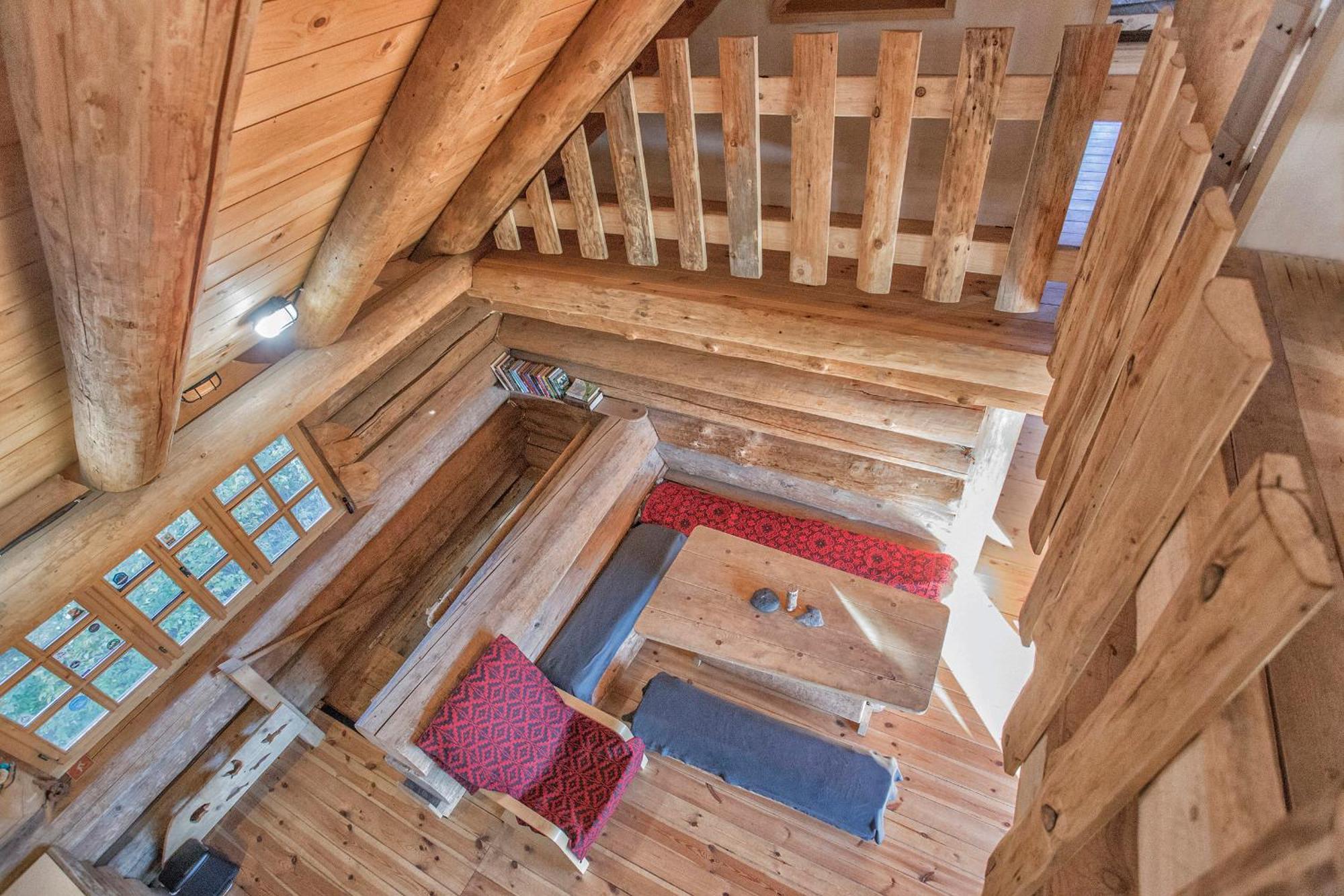 Nadgora Skyhouse Apartment